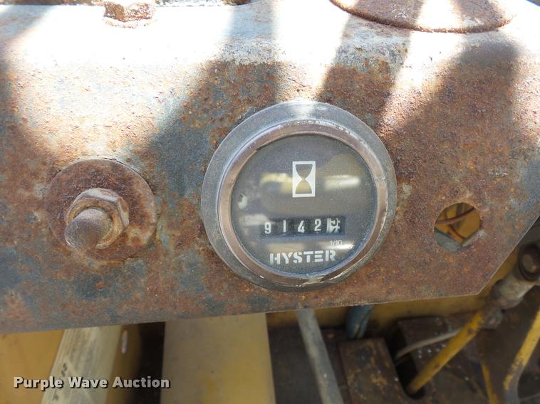 image for item L4695 Hyster forklift