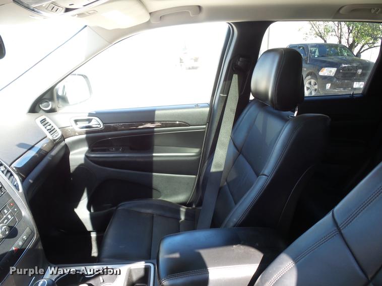 image for item L4711 2011 Jeep Grand Cherokee SUV