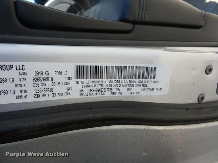 image for item L4711 2011 Jeep Grand Cherokee SUV