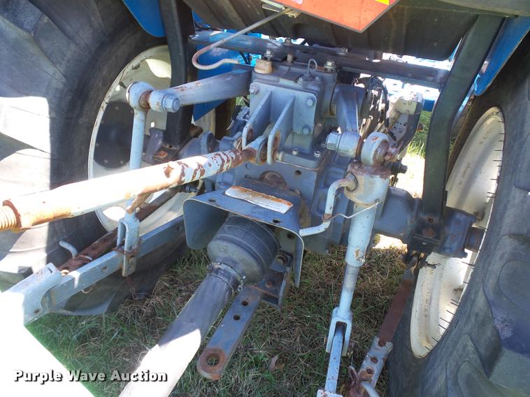 image for item L4713 New Holland TC40 MFWD tractor