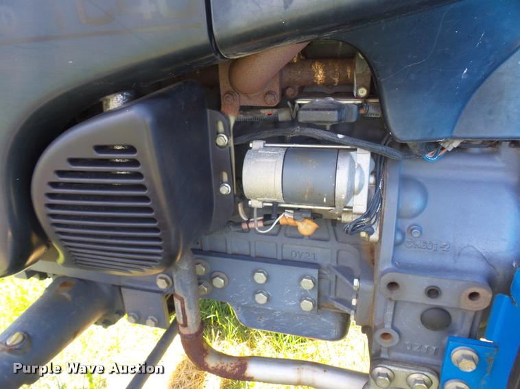 image for item L4713 New Holland TC40 MFWD tractor