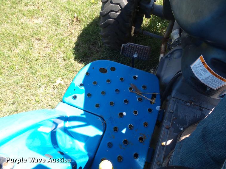 image for item L4713 New Holland TC40 MFWD tractor