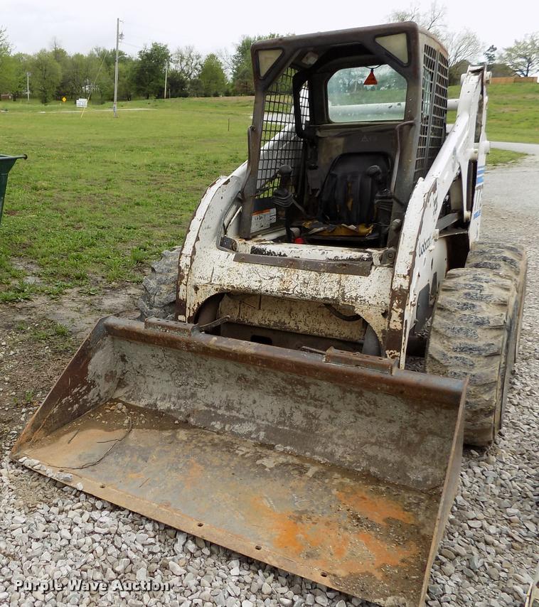 image for item A5061 2000 Bobcat 773 skid steer