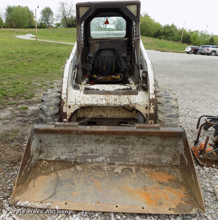 image for item A5061 2000 Bobcat 773 skid steer