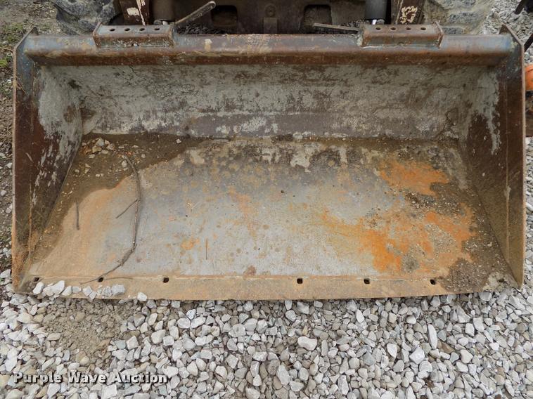 image for item A5061 2000 Bobcat 773 skid steer