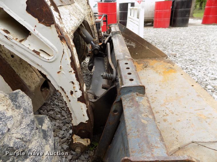 image for item A5061 2000 Bobcat 773 skid steer
