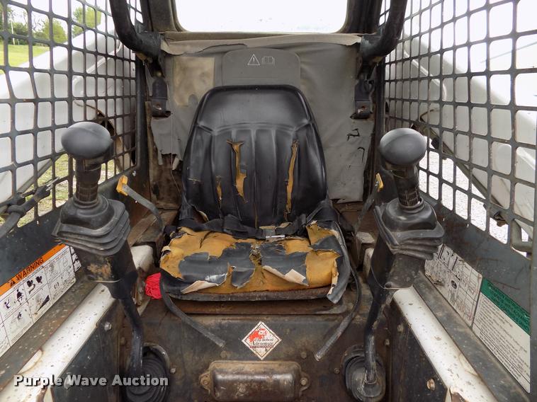 image for item A5061 2000 Bobcat 773 skid steer