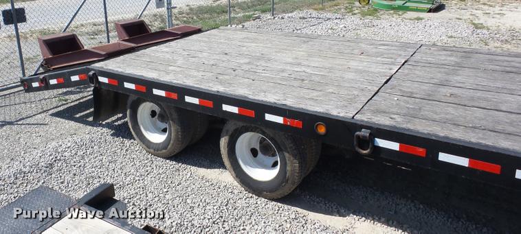 image for item AG9105 2005 Towmaster T20 equipment trailer