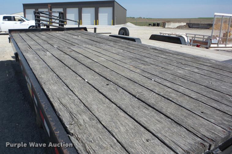 image for item AG9105 2005 Towmaster T20 equipment trailer