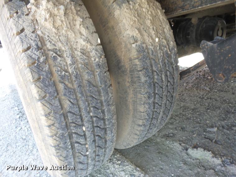 image for item AG9105 2005 Towmaster T20 equipment trailer