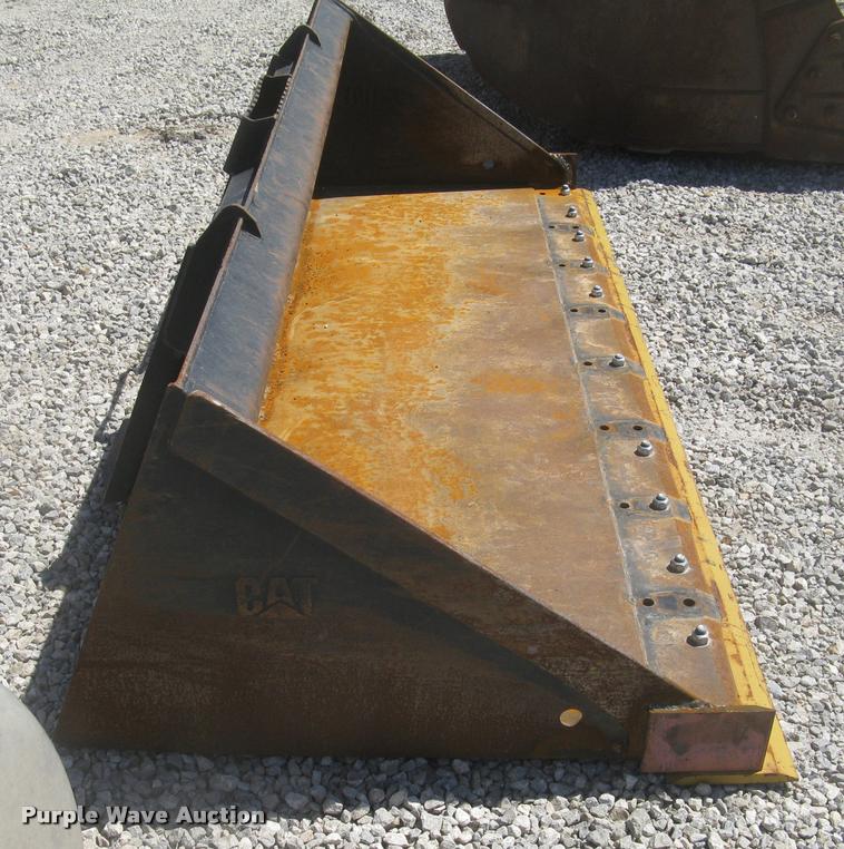 image for item AX9278 Caterpillar 292-9270 skid steer bucket