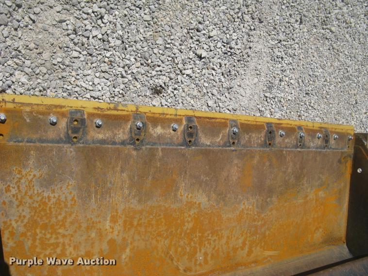 image for item AX9278 Caterpillar 292-9270 skid steer bucket