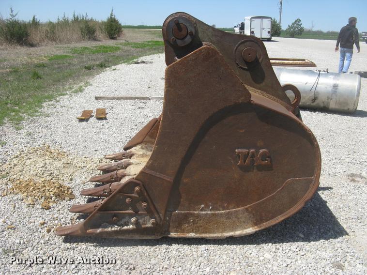 image for item AX9279 TAG excavator bucket