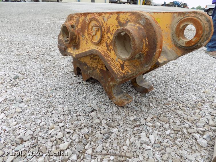 image for item BA9406 CF hydraulic excavator quick attach