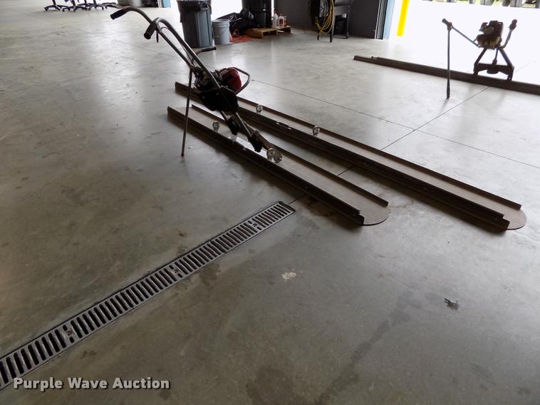 image for item BI9738 Northrock screed