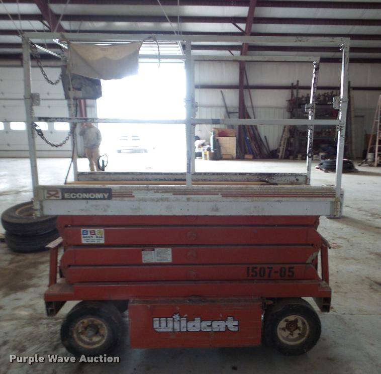 image for item BI9749 Economy SP2130 scissor lift