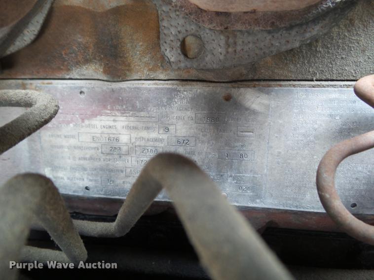 image for item CB9947 1980 Mack semi truck