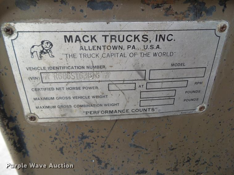 image for item CB9947 1980 Mack semi truck