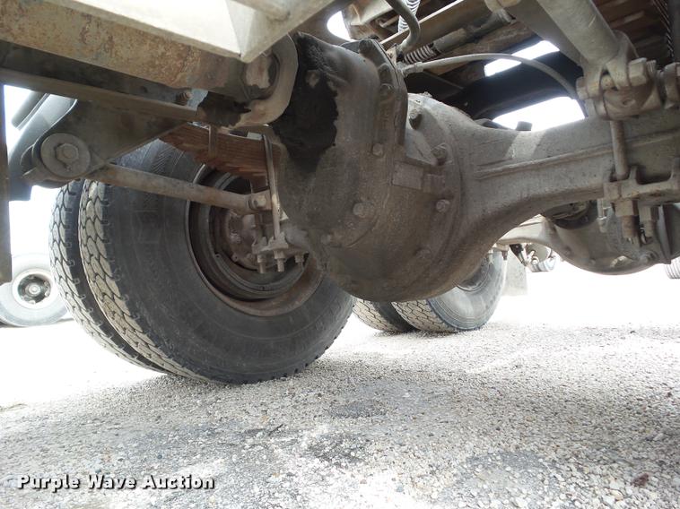 image for item CB9948 1992 Mack CH613 semi truck