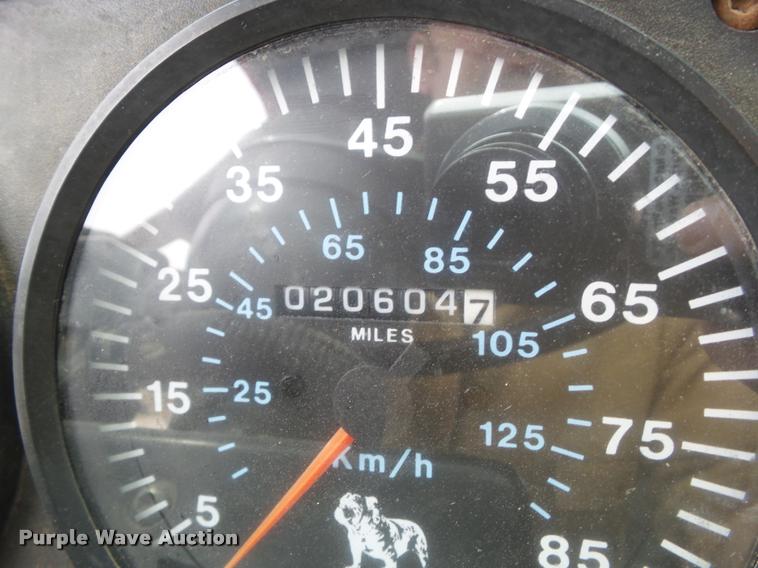 image for item CB9948 1992 Mack CH613 semi truck