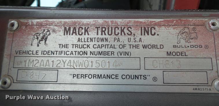 image for item CB9948 1992 Mack CH613 semi truck
