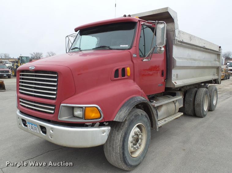 image for item CB9950 2000 Sterling L8513 dump truck