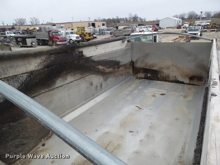 image for item CB9950 2000 Sterling L8513 dump truck