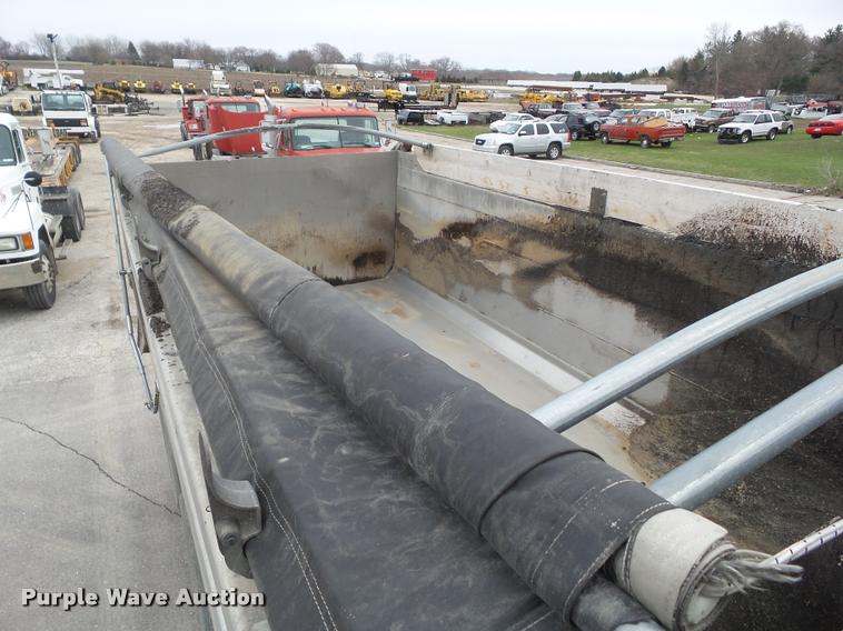 image for item CB9950 2000 Sterling L8513 dump truck