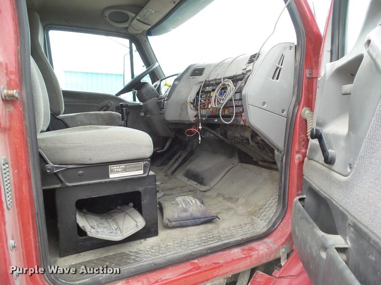 image for item CB9950 2000 Sterling L8513 dump truck