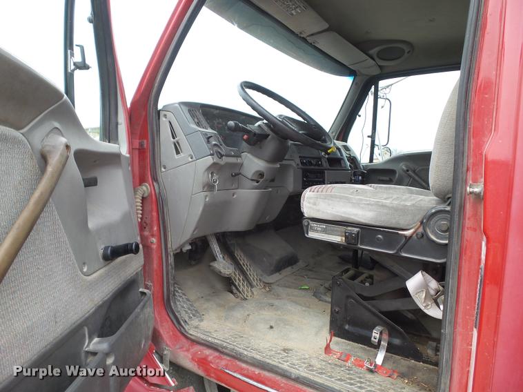 image for item CB9950 2000 Sterling L8513 dump truck