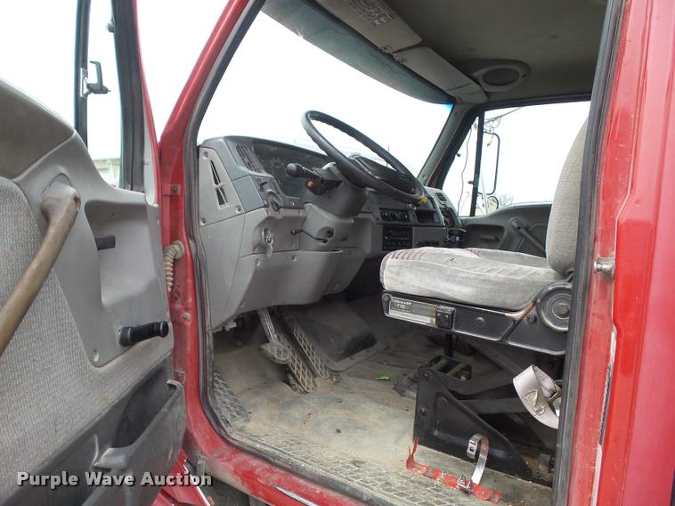 image for item CB9950 2000 Sterling L8513 dump truck