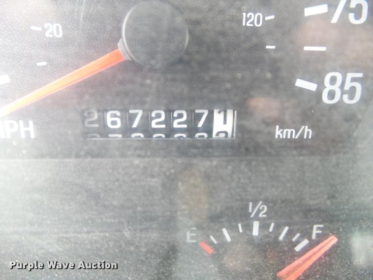 image for item CB9950 2000 Sterling L8513 dump truck