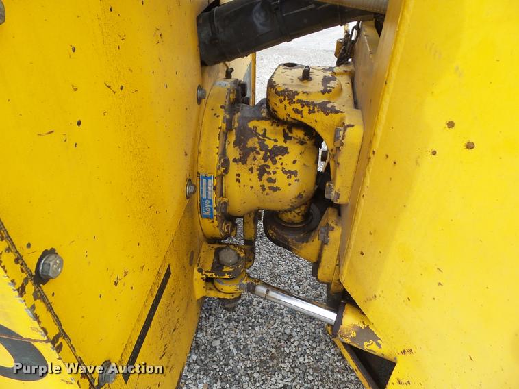 image for item CB9954 2001 Sakai SW320 double drum vibratory roller