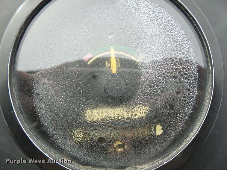 image for item CB9955 2004 Caterpillar CB-224E double drum vibratory roller