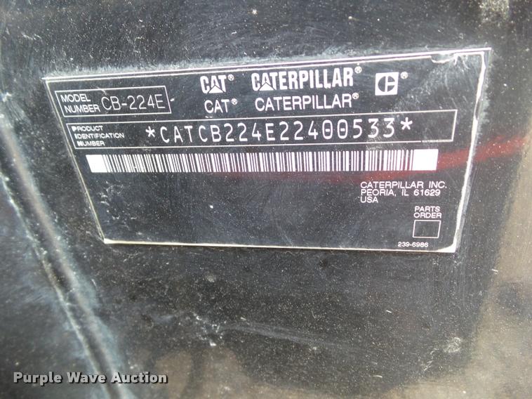 image for item CB9955 2004 Caterpillar CB-224E double drum vibratory roller