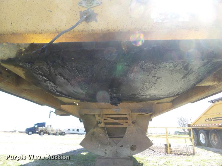 image for item CB9956 1993 Load King bottom dump trailer