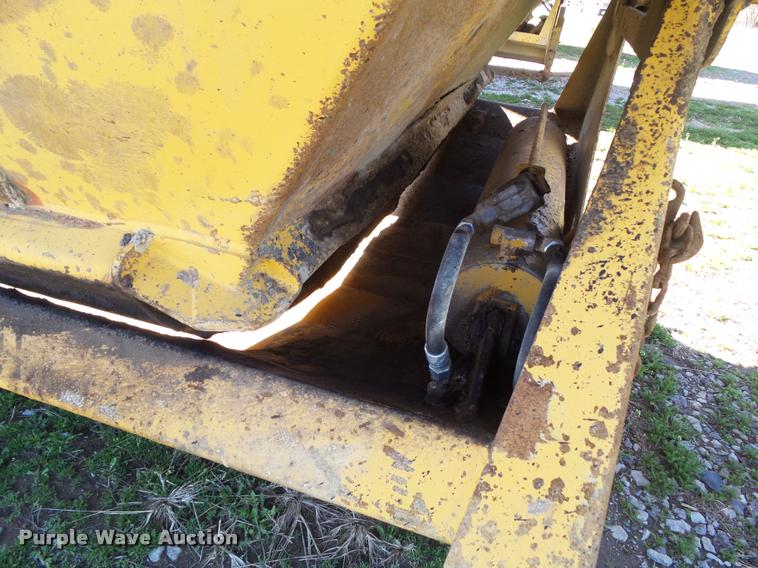 image for item CB9956 1993 Load King bottom dump trailer