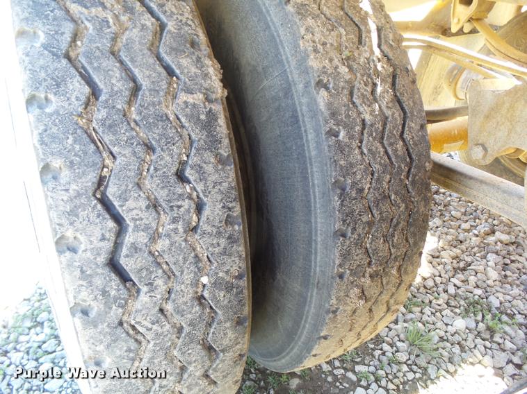 image for item CB9956 1993 Load King bottom dump trailer