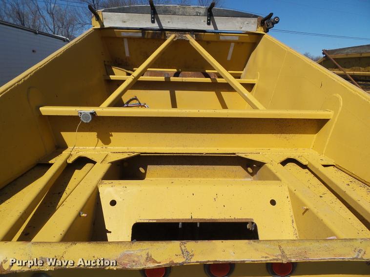 image for item CB9957 1995 Load King bottom dump trailer