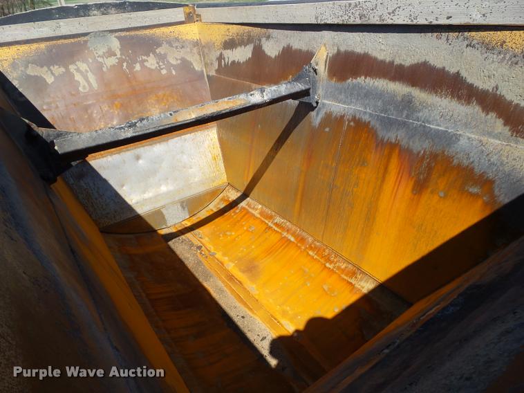 image for item CB9957 1995 Load King bottom dump trailer