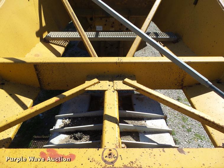 image for item CB9957 1995 Load King bottom dump trailer