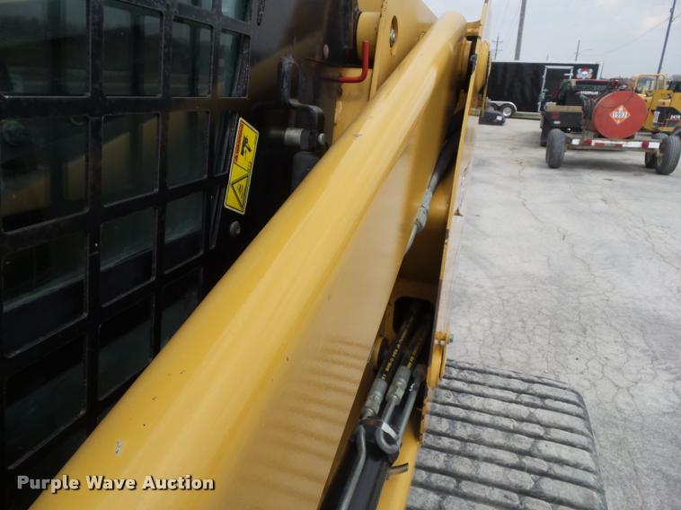 image for item CB9976 2005 Caterpillar 277B skid steer