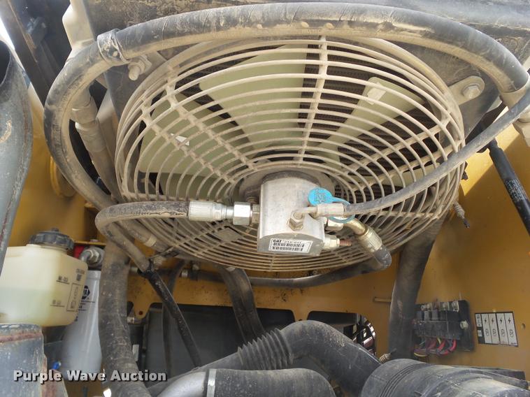 image for item CB9976 2005 Caterpillar 277B skid steer