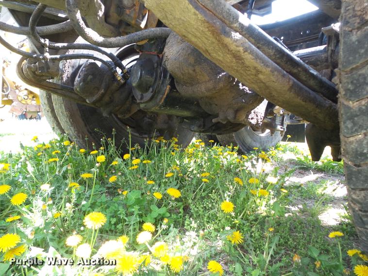 image for item CB9983 2000 Sterling AT9500 semi truck