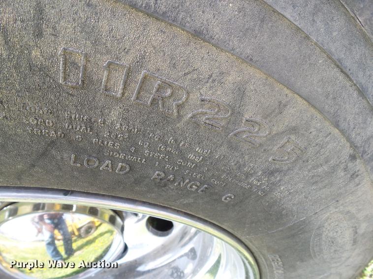 image for item CB9983 2000 Sterling AT9500 semi truck