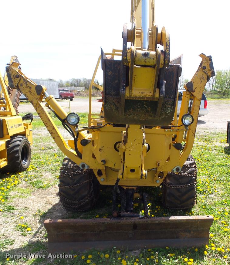 image for item CB9984 2002 Vermeer V5750 trencher