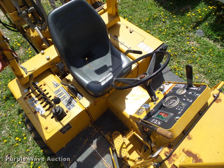 image for item CB9984 2002 Vermeer V5750 trencher