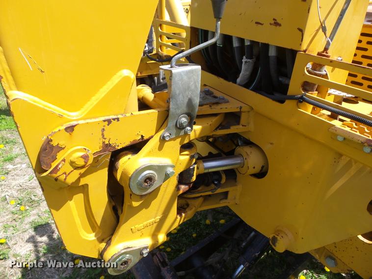 image for item CB9984 2002 Vermeer V5750 trencher