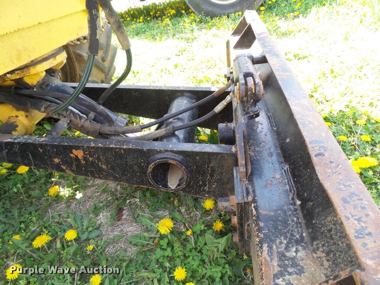 image for item CB9984 2002 Vermeer V5750 trencher