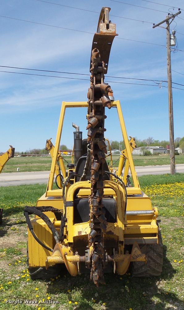 image for item CB9985 2003 Vermeer V5750 trencher